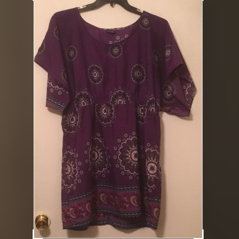 Rue21  XL Purple Printed, Short Sleeves, Stretch Waistband, Pullover Tunic Top